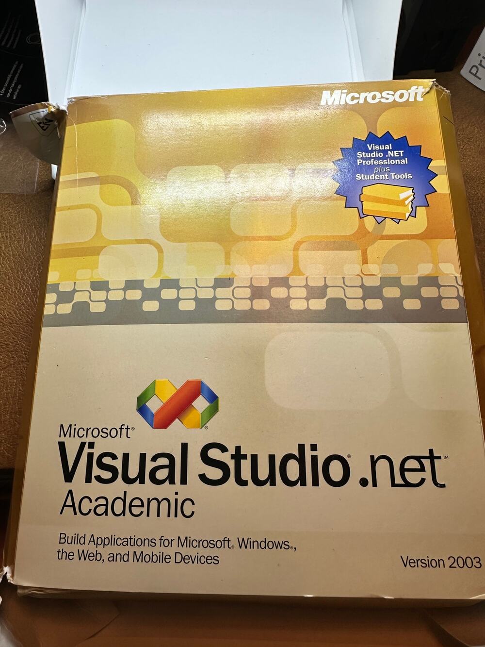 Microsoft Visual Studio .NET Academic Professional 2003 Version Boxed Software